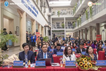 [SỐ 06] DIỄN ĐÀN “HÀNH TRÌNH HỌC SINH, SINH VIÊN KHỞI NGHIỆP” TẠI TRƯỜNG ĐẠI HỌC MỞ HÀ NỘI