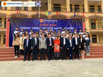 [SỐ 16] Diễn đàn “Hành trình người khởi nghiệp” tại Sở Giáo dục và Đào tạo Hưng Yên